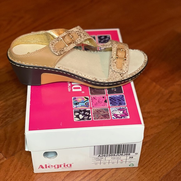 Alegria Lara - Picture 2 of 4